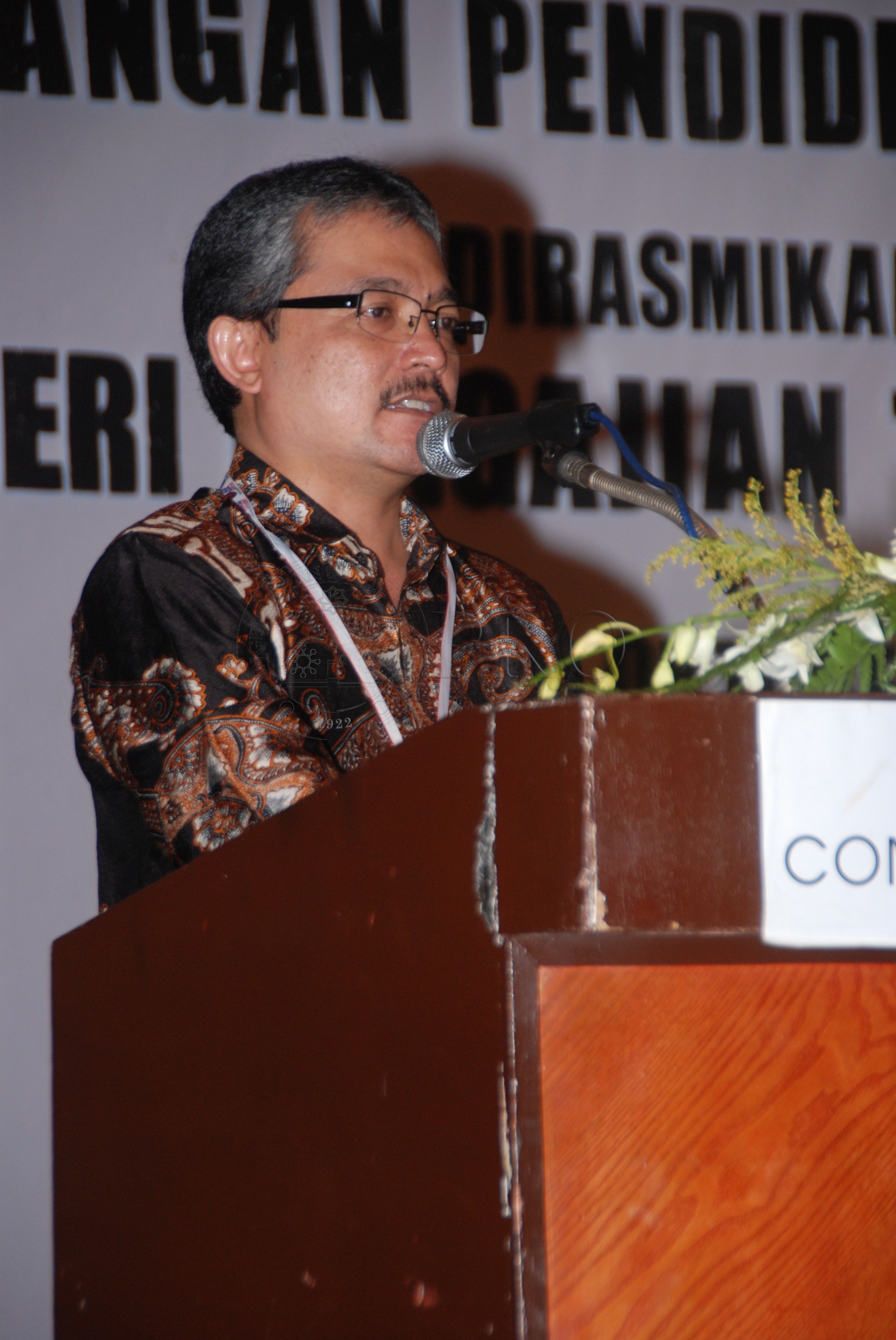 PRO 12 120 upi DSC 6255